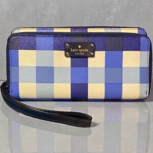 Kate Spade New York Blue Gingham Wallet ("Grove Street Printed)EUC